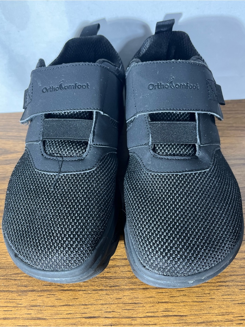 Ortho Comfort Diabetic Shoes For Men Size 9 with additional insoles OFYN05G